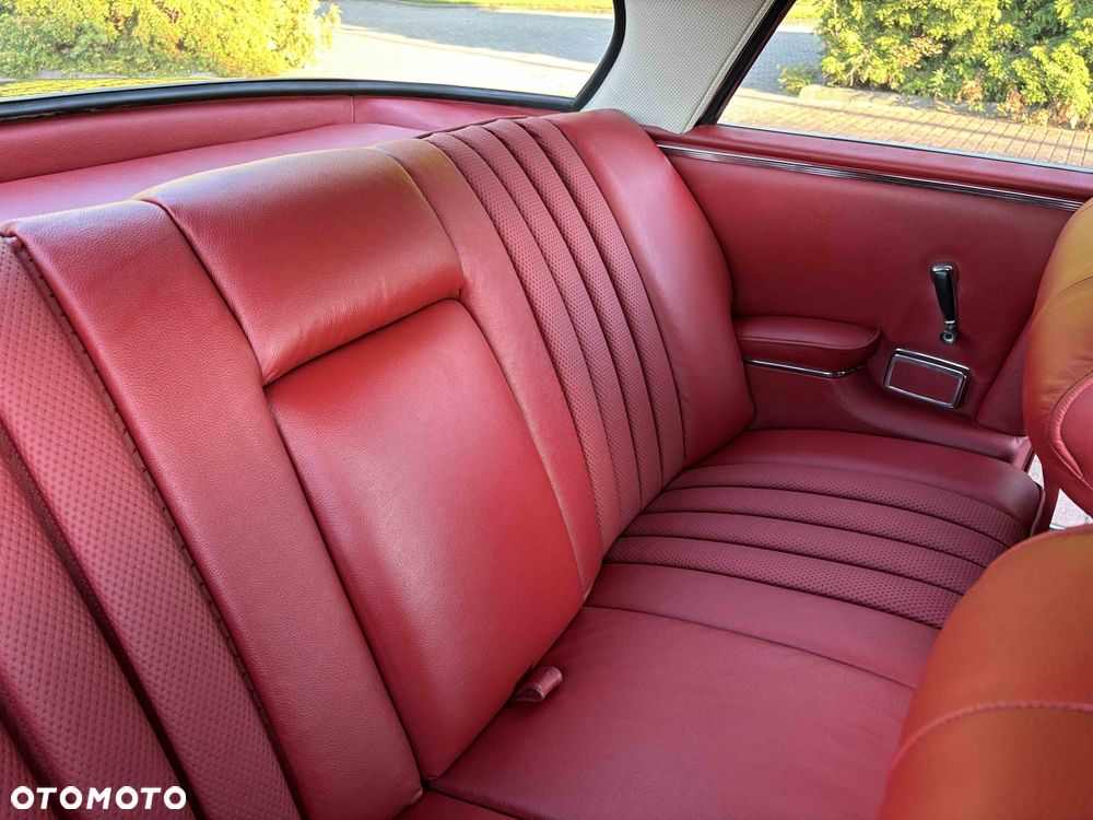 Mercedes-Benz W111 - 17