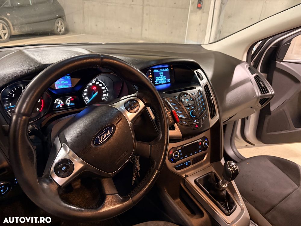 Ford Focus 1.6 TDCi DPF Trend - 11