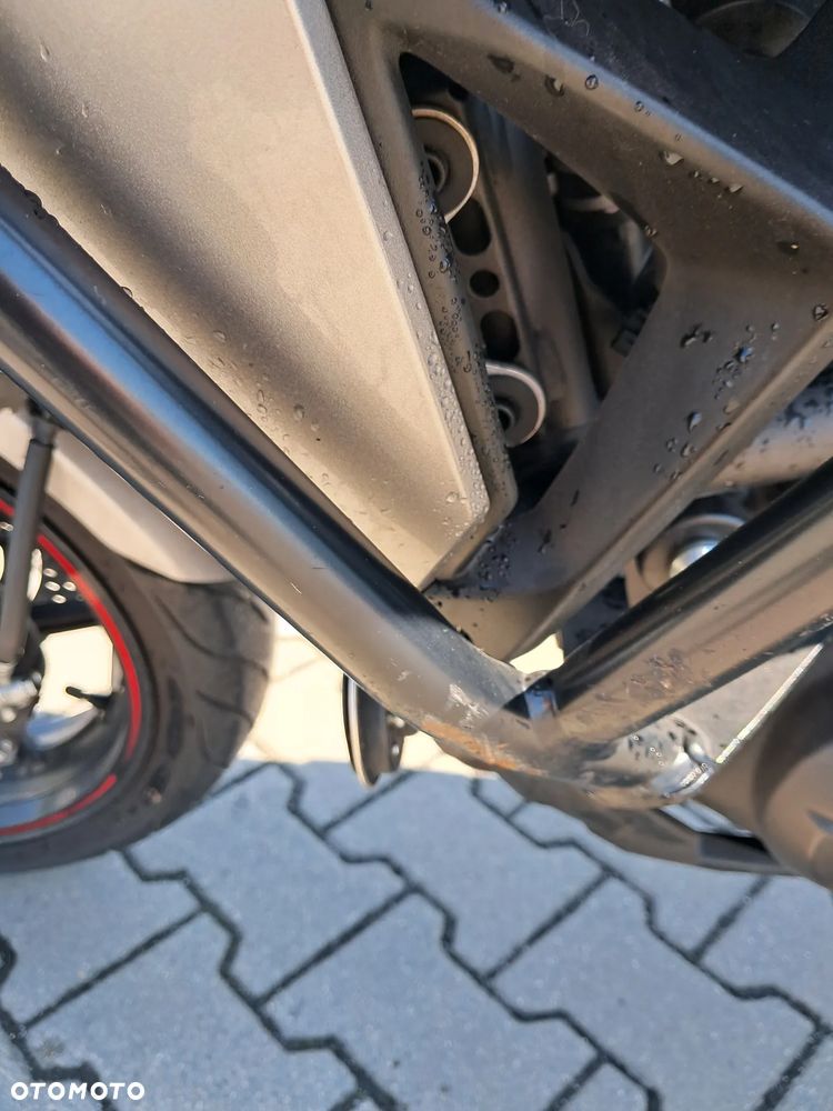 Kawasaki Versys 650 - 11