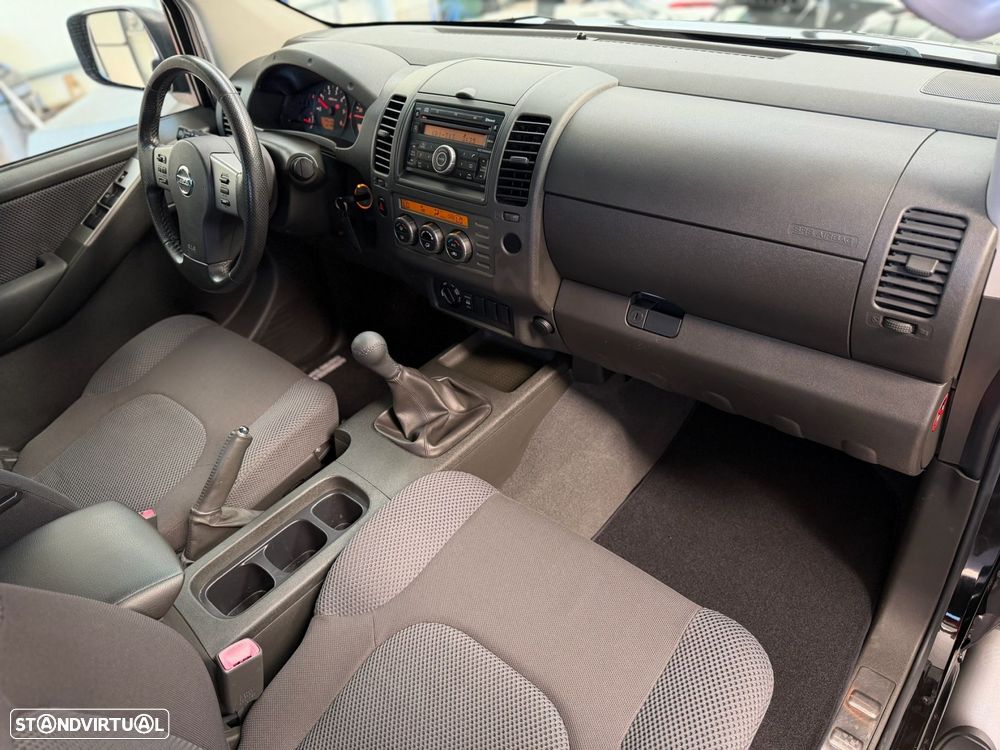 Nissan Navara 2.5 DCI CD SE 4WD - 37