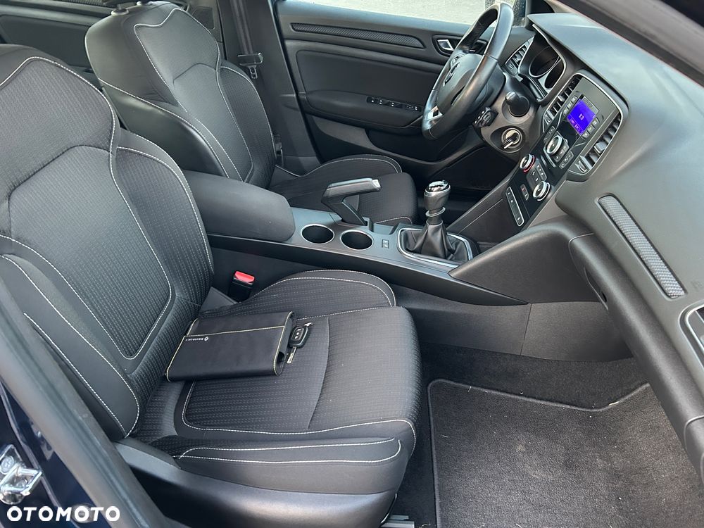 Renault Megane 1.6 SCe Life - 16