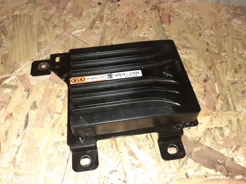 Kia Ceed III Lift Wzmacniacz Audio HARMAN - 1