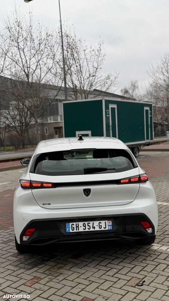 Peugeot 308 PureTech 130 EAT8 Active Pack - 8