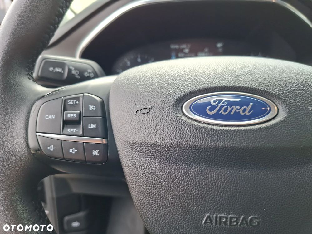 Ford Focus 1.0 EcoBoost Titanium - 19