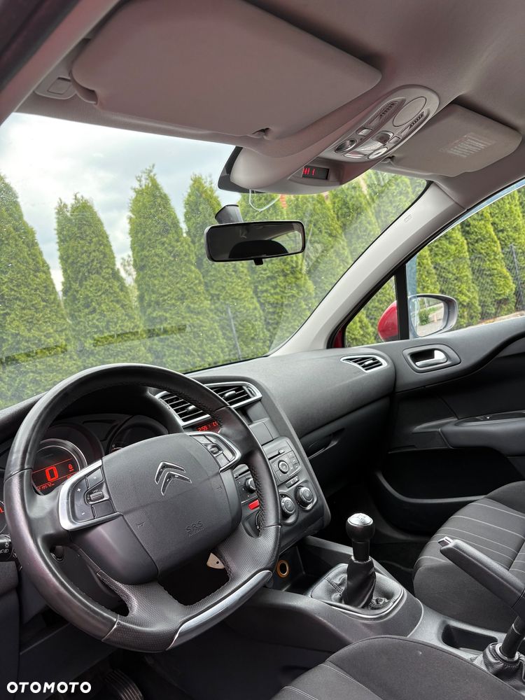Citroën C4 1.4 16V Style - 5