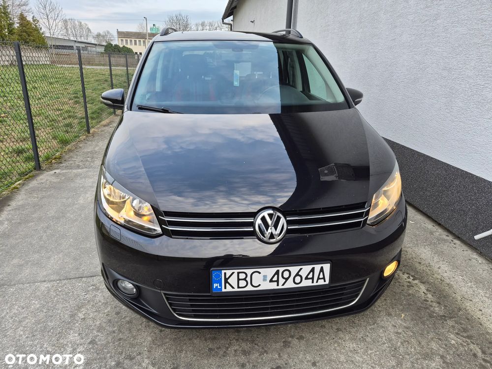 Volkswagen Touran 2.0 TDI DPF MATCH - 22