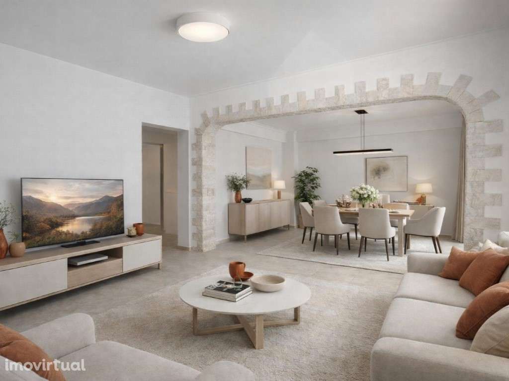 T2 com box para 2 carros e arrecadação no sótão | Casal de São Brás - Grande imagem: 2/30