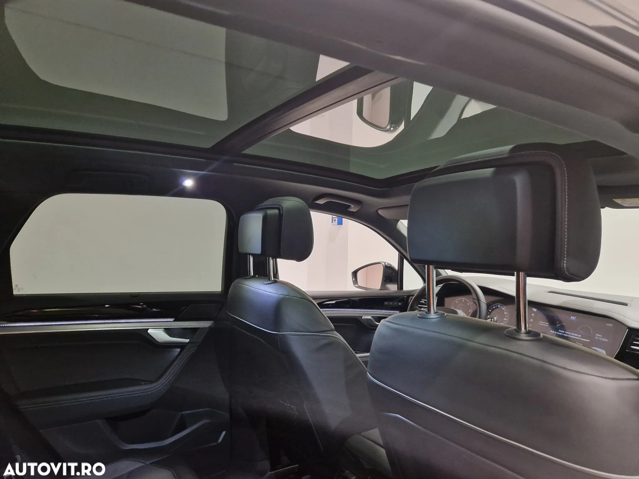 Volkswagen Touareg V6 TDI 4MOTION R-Line - 16