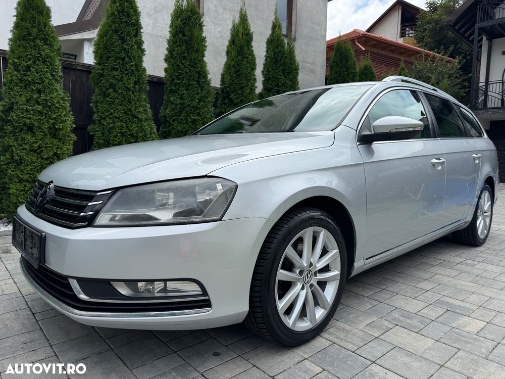 Volkswagen Passat - 1