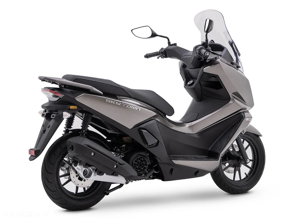 Kymco Skytown - 3