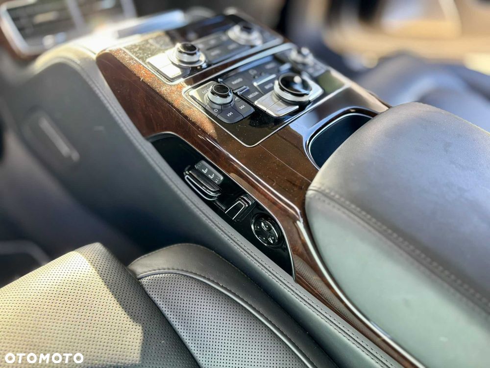 Audi A8 - 13