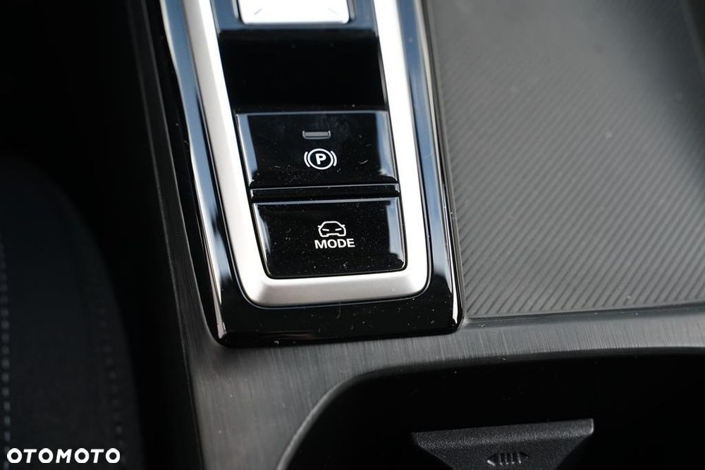 MG ZS 1.5 HEV+ Excite - 24