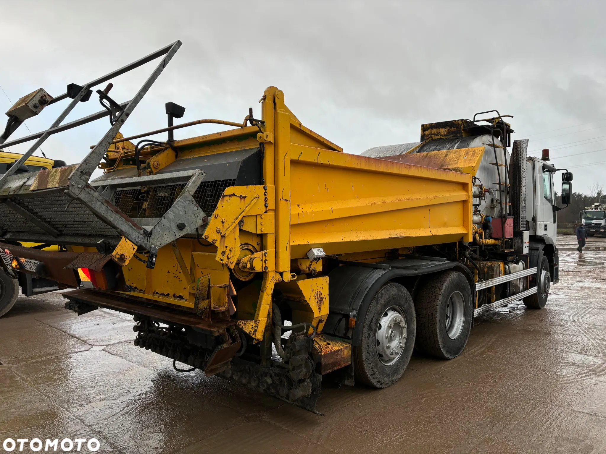 Iveco EuroTech Cursor 350 / SKRAPIARKA Drogowa / - 8