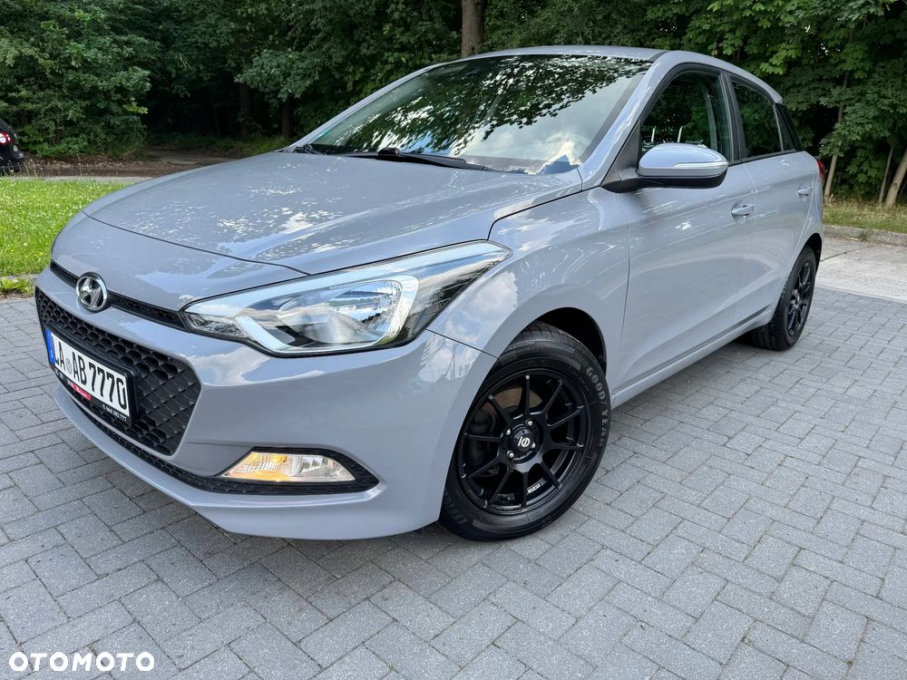 Hyundai i20 blue 1.2 Style - 8