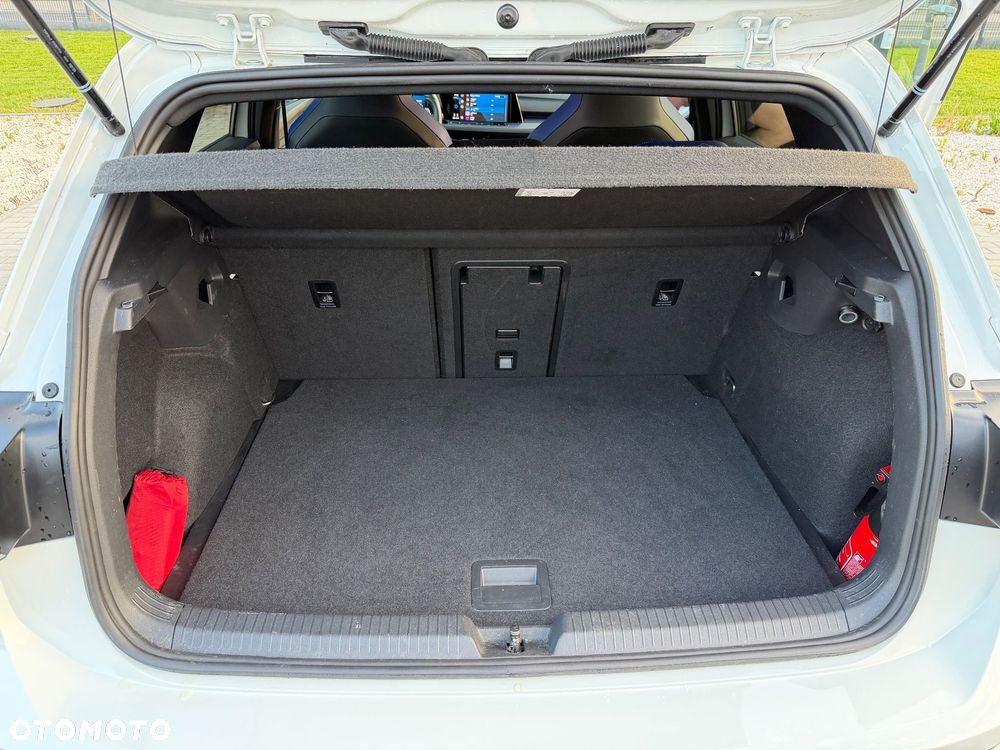 Volkswagen Golf - 38