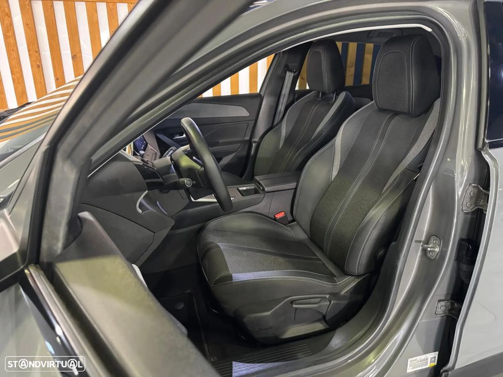 Peugeot 408 1.2 Hybrid Allure e-DCS6 - 13