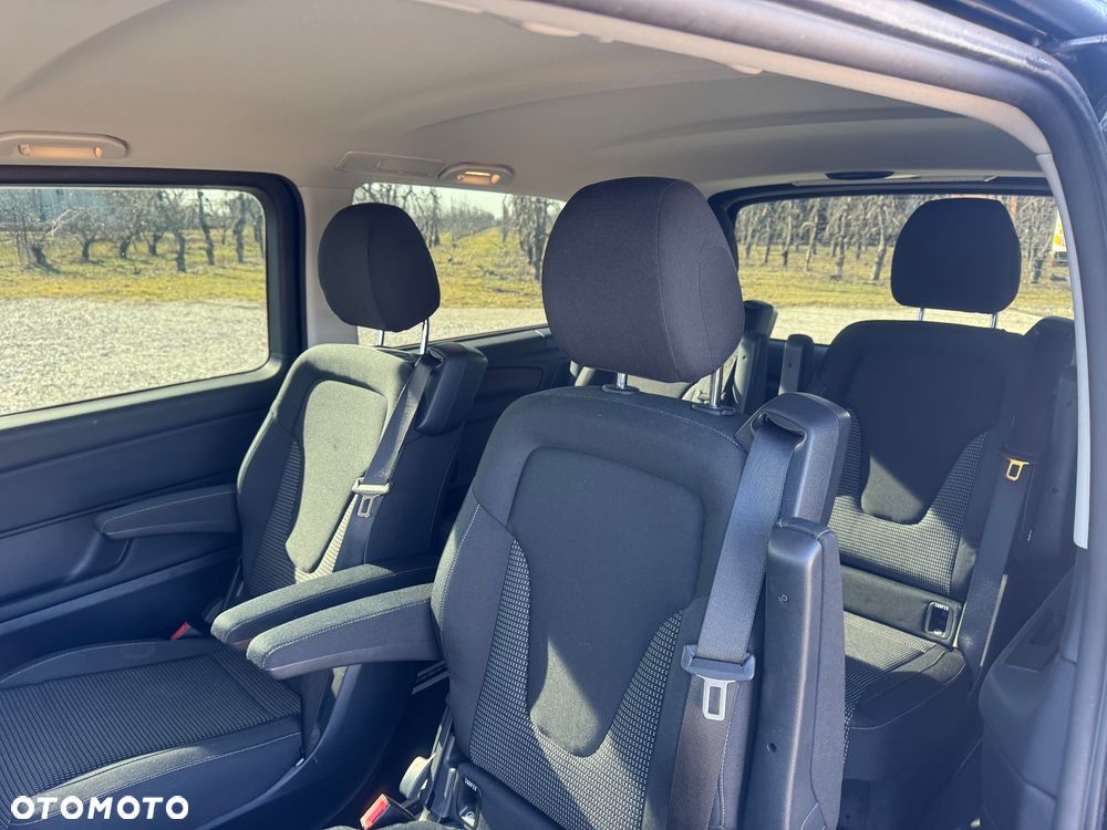 Mercedes-Benz Klasa V 250 d lang 9G-TRONIC Avantgarde Edition 2021 - 12