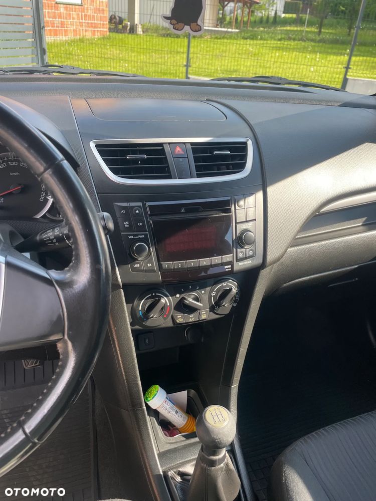Suzuki Swift 1.2 4x4 Club - 8