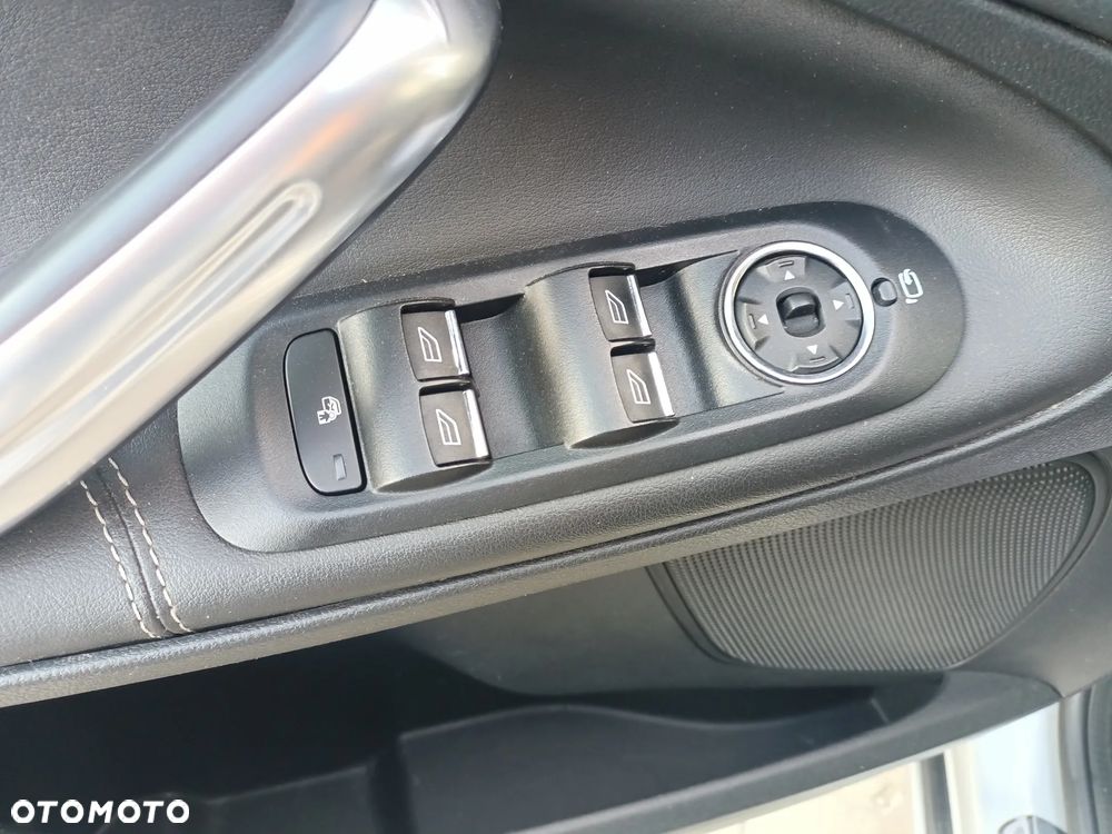 Ford S-Max 2.2 TDCi DPF Durashift-6-tronic Titanium - 19