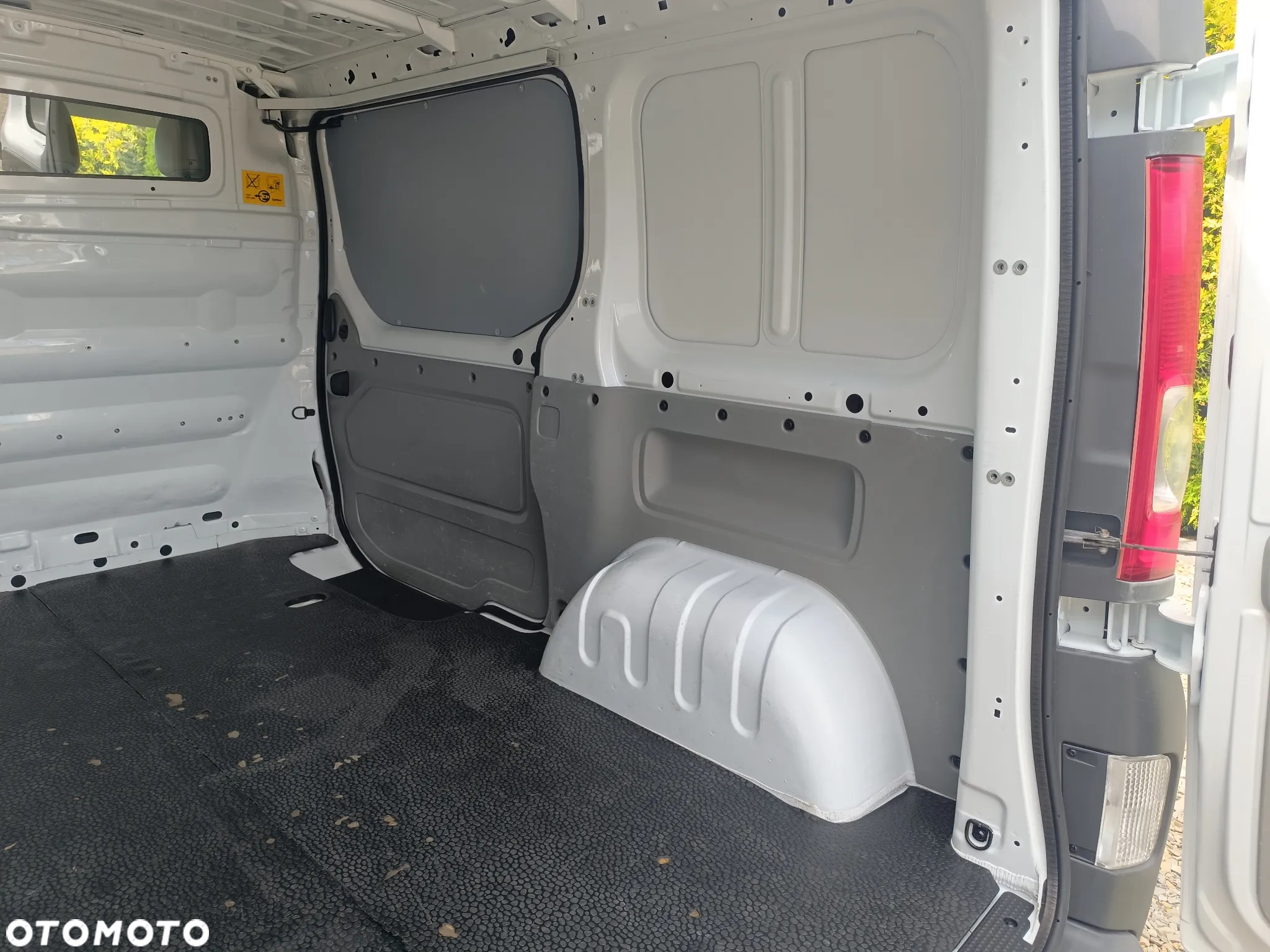 Renault TRAFIC - 25
