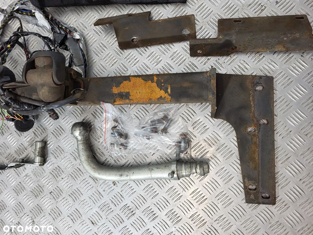 Kia Sportage II Hak Holowniczy Wiązka Kula GDW - 2