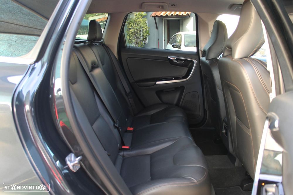 Volvo XC 60 2.0 D3 Dynamic Edition - 41