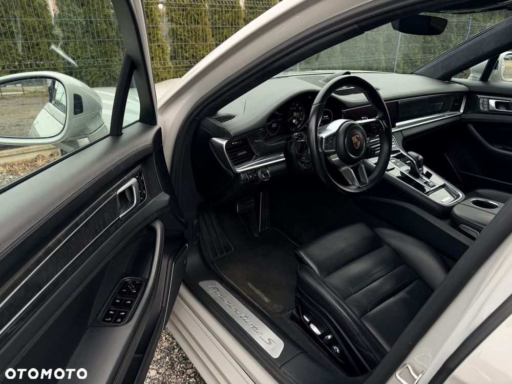 Porsche Panamera Turbo S E-Hybrid - 9