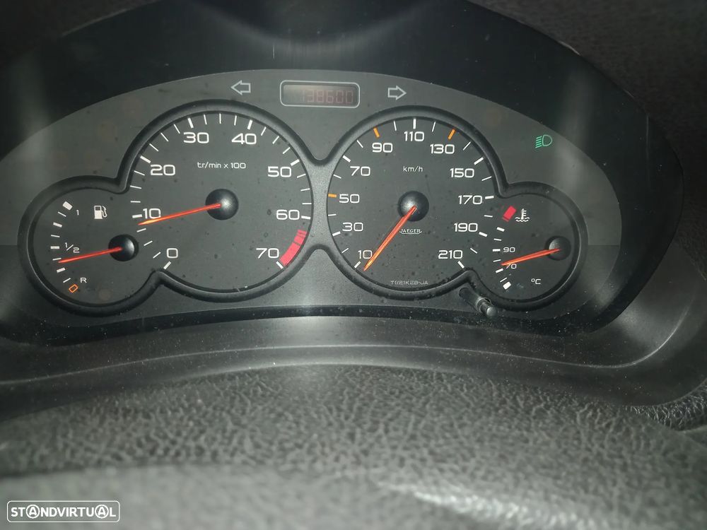Peugeot 206 1.1 XR Présence - 13