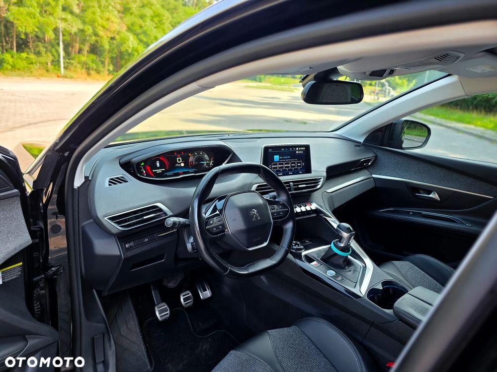 Peugeot 3008 HDi FAP 150 Platinum - 11