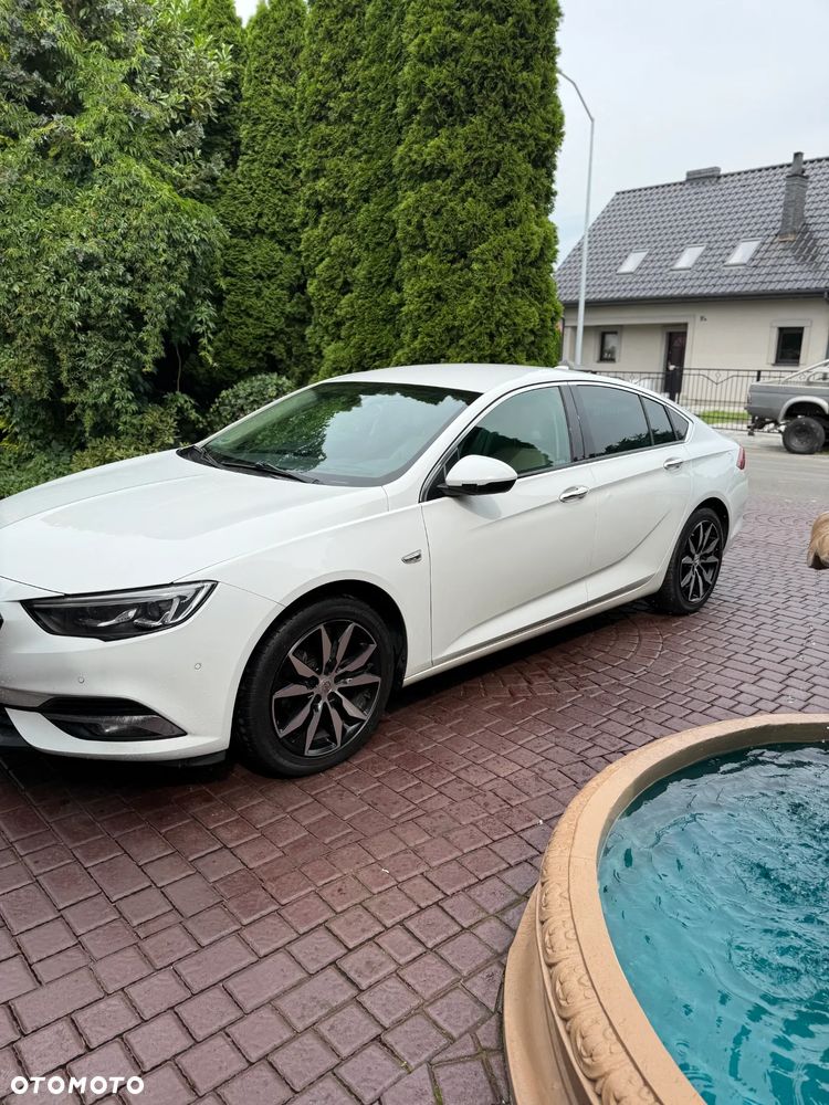 Opel Insignia 1.5 T Innovation S&S - 11