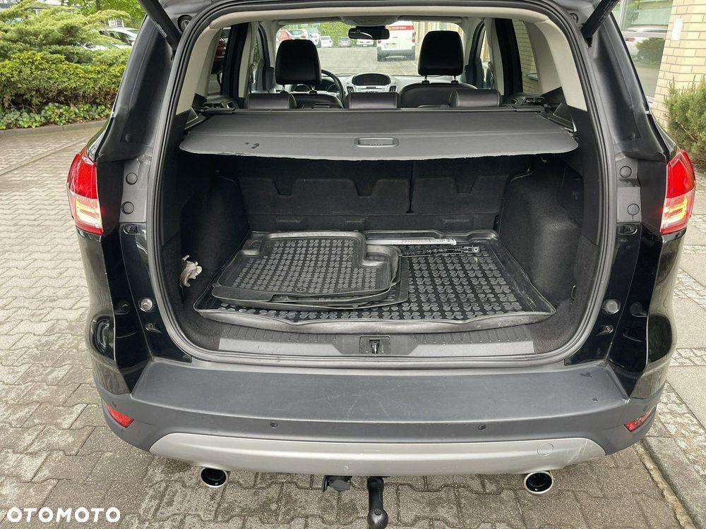 Ford Kuga - 10