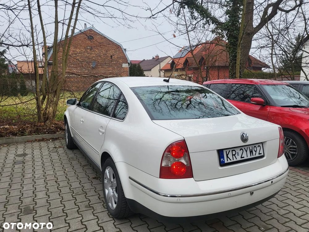 Volkswagen Passat - 5