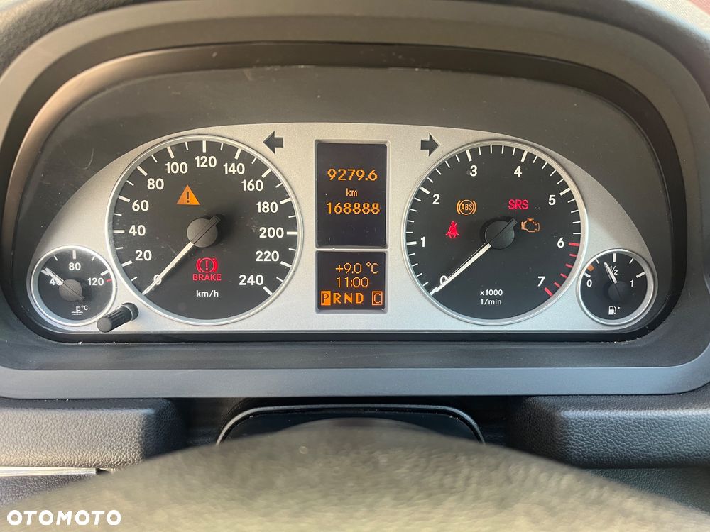 Mercedes-Benz Klasa B 180 Autotronic SPORT EDITION - 19