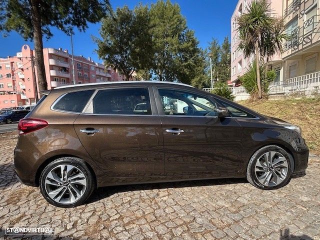 Kia Carens 1.7 CRDi ISG TX - 8