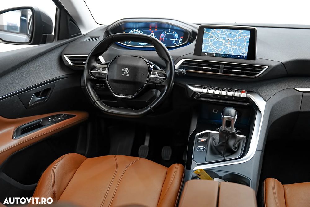 Peugeot 5008 PureTech 130 Stop & Start Allure Business-Paket - 16