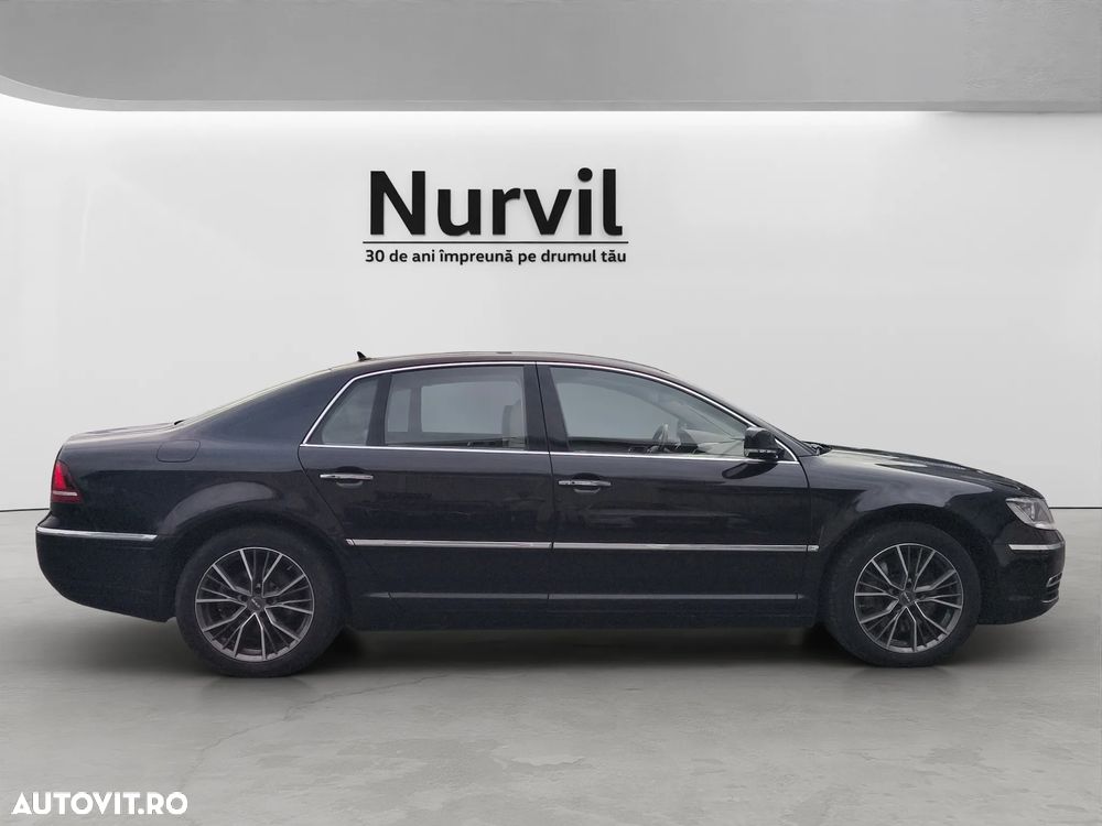 Volkswagen Phaeton - 5