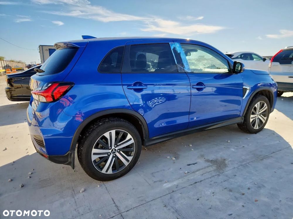 Mitsubishi ASX - 5