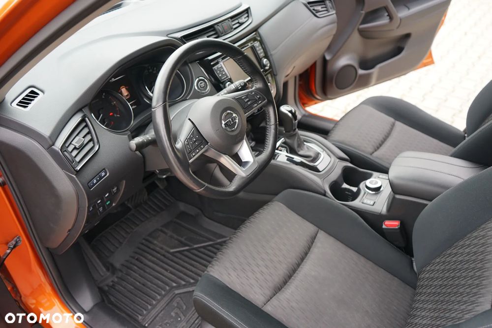 Nissan X-Trail 1.7 dCi ALL-MODE 4x4i Xtronic Acenta - 9