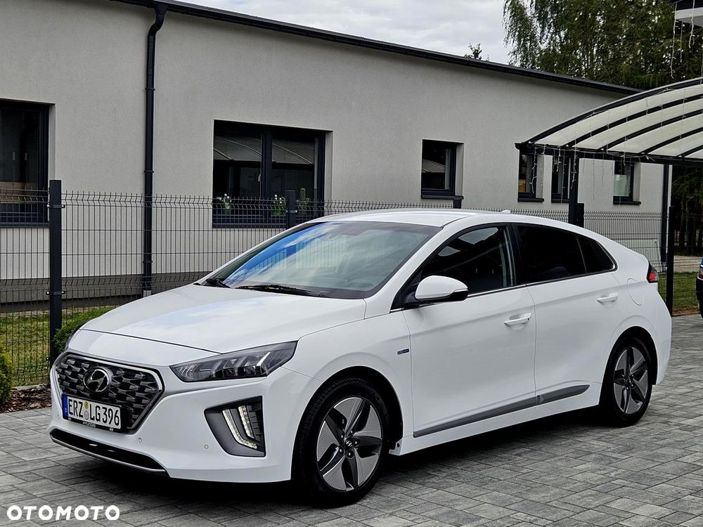 Hyundai IONIQ 1.6 GDI Premium - 6
