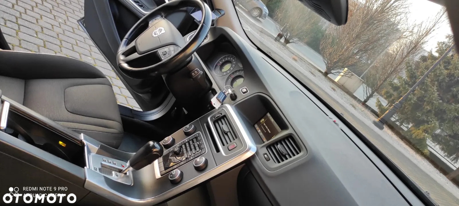 Volvo V60 2.0T Geartronic Powershift Kinetic - 31