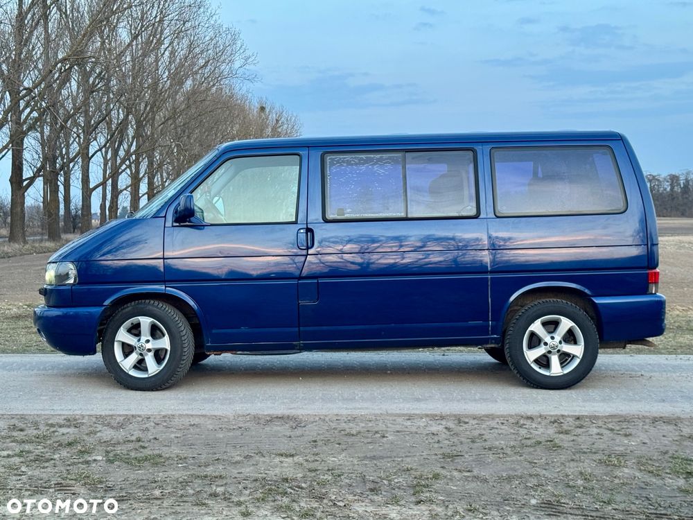 Volkswagen Multivan Standard - 12