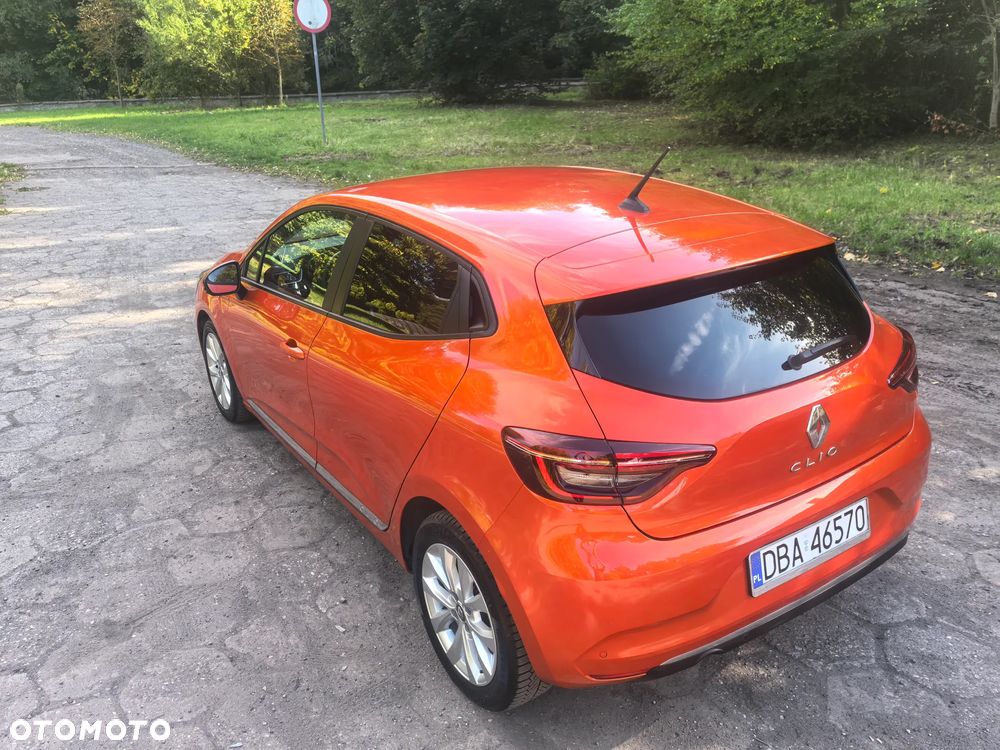Renault Clio - 12