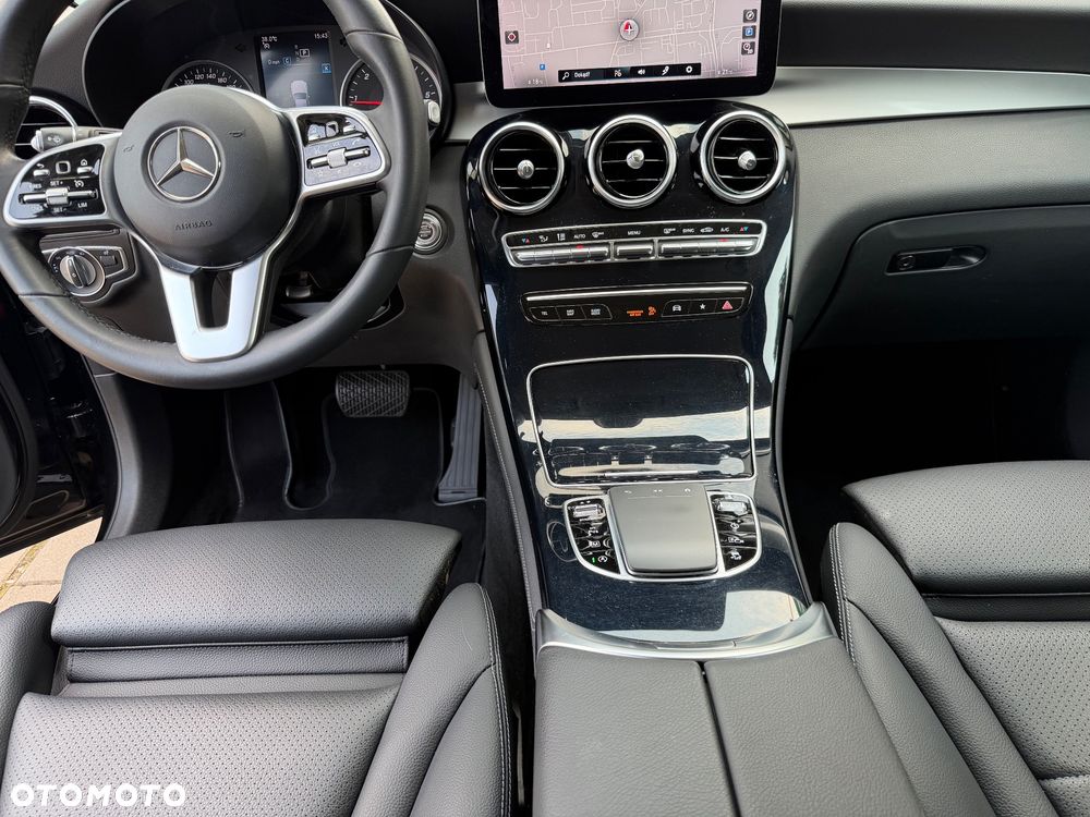 Mercedes-Benz GLC 200 d 4-Matic Business Edition - 26