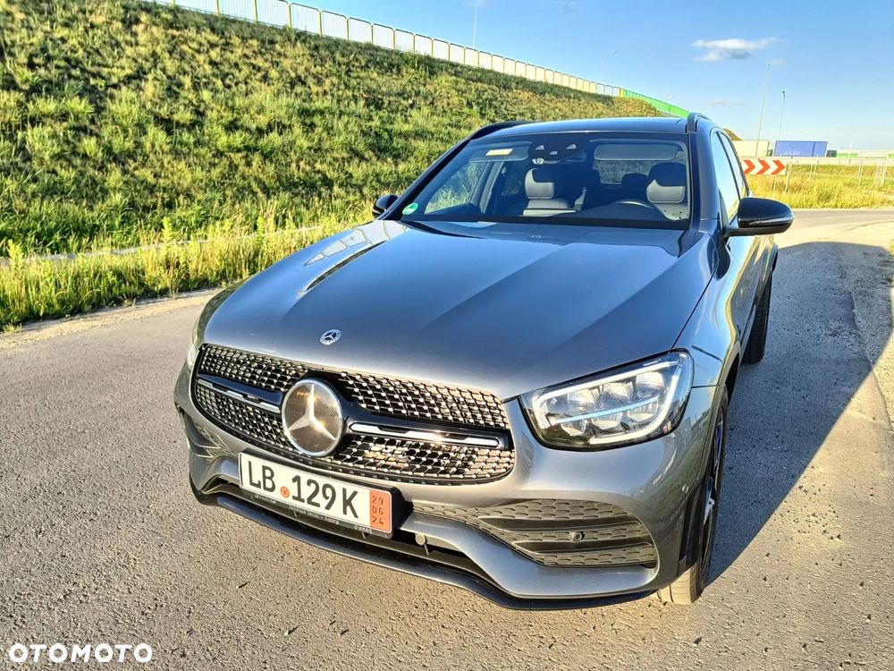 Mercedes-Benz GLC 220 d 4Matic 9G-TRONIC AMG Line - 5