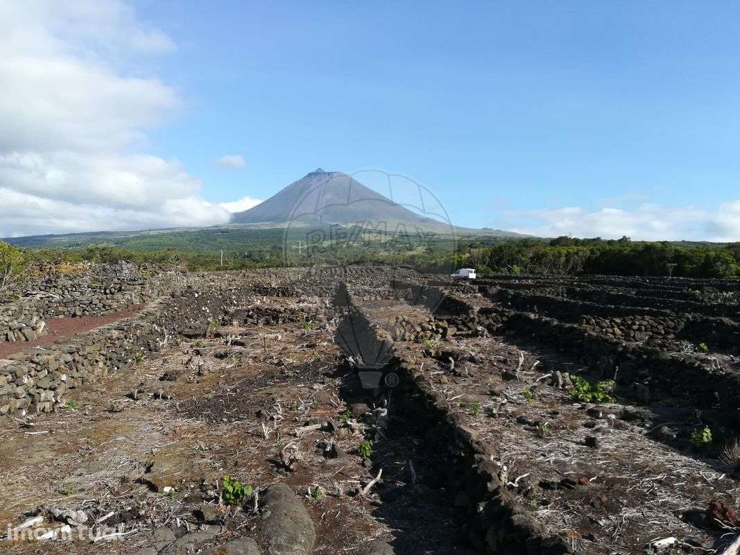 Terreno  para venda - Grande imagem: 2/9