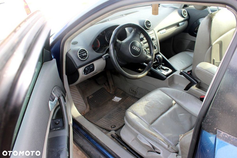Audi A3 8P 2004 2.0TDI BKD Hatchback 3-drzwi (MASKA, ZDERZAK, LAMPA, BŁOTNIK, DRZWI, SZYBA, FOTEL) - 6