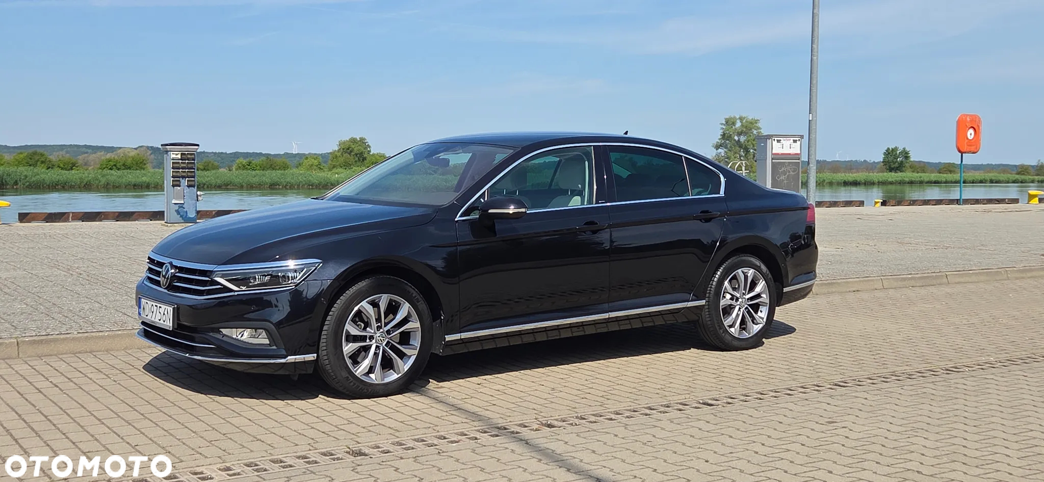 Volkswagen Passat 2.0 TSI Elegance DSG - 2