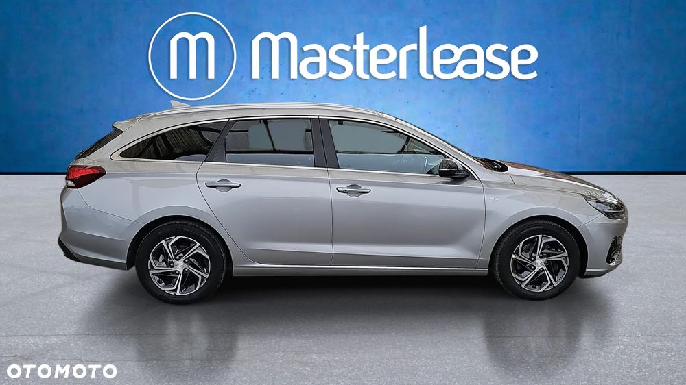 Hyundai i30 1.5 T-GDI 48V Smart - 4