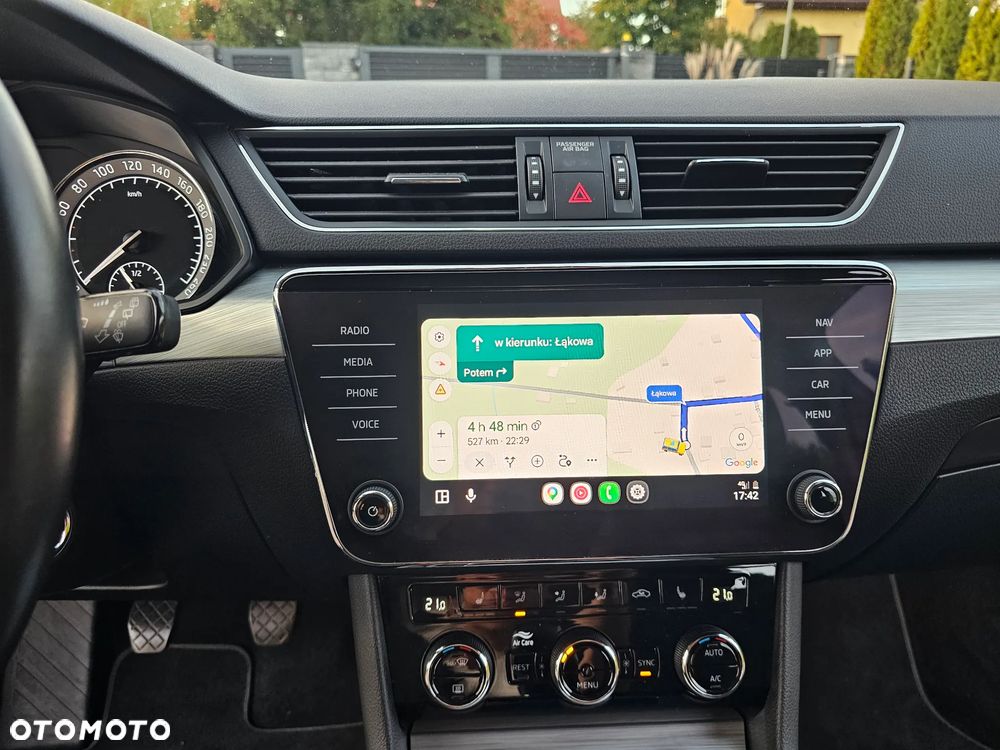 Skoda Superb 2.0 TDI SCR Style - 22