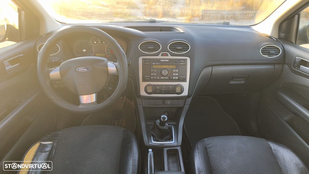 Ford Focus - 11